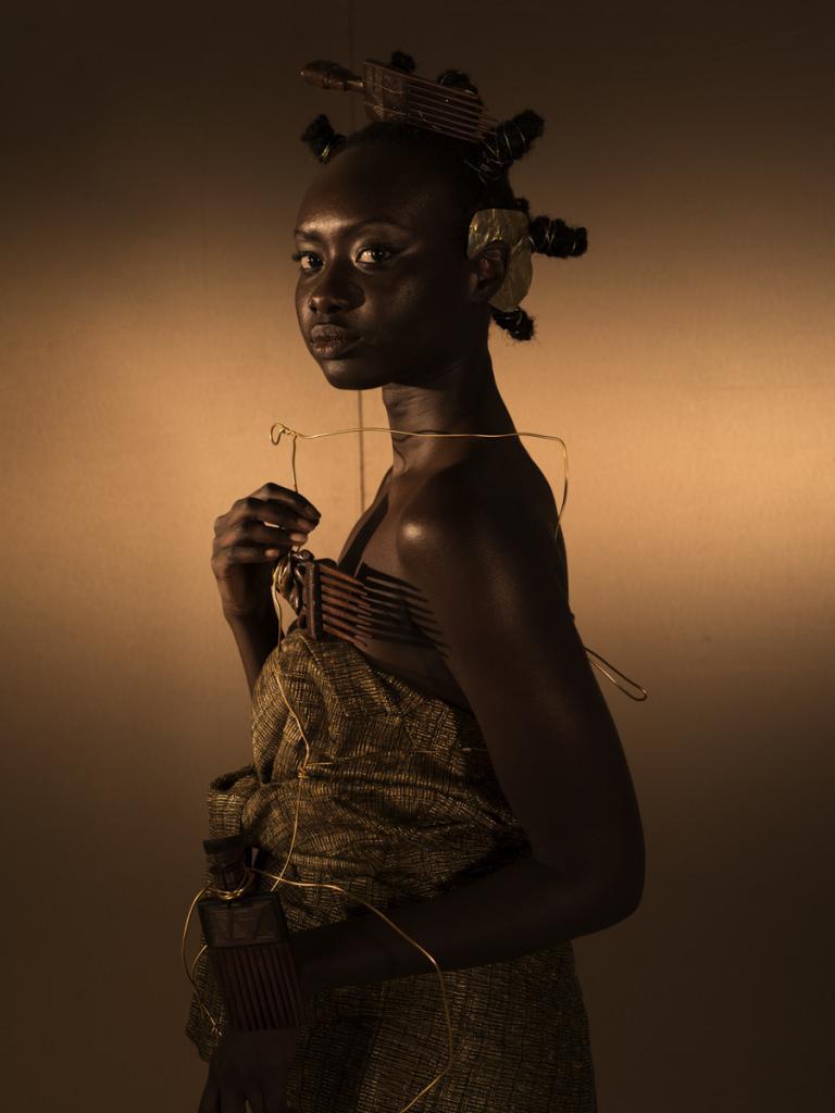 Kisanola X Djeneba. DJENEBA ADUAYOM Black Gold 3 (2018), from the series “Kisanola” Chromaluxe semi-matte metal print 80x120cm - Ed 4 Courtesy of the artist, Didier Claes Gallery & Galerie Number 8