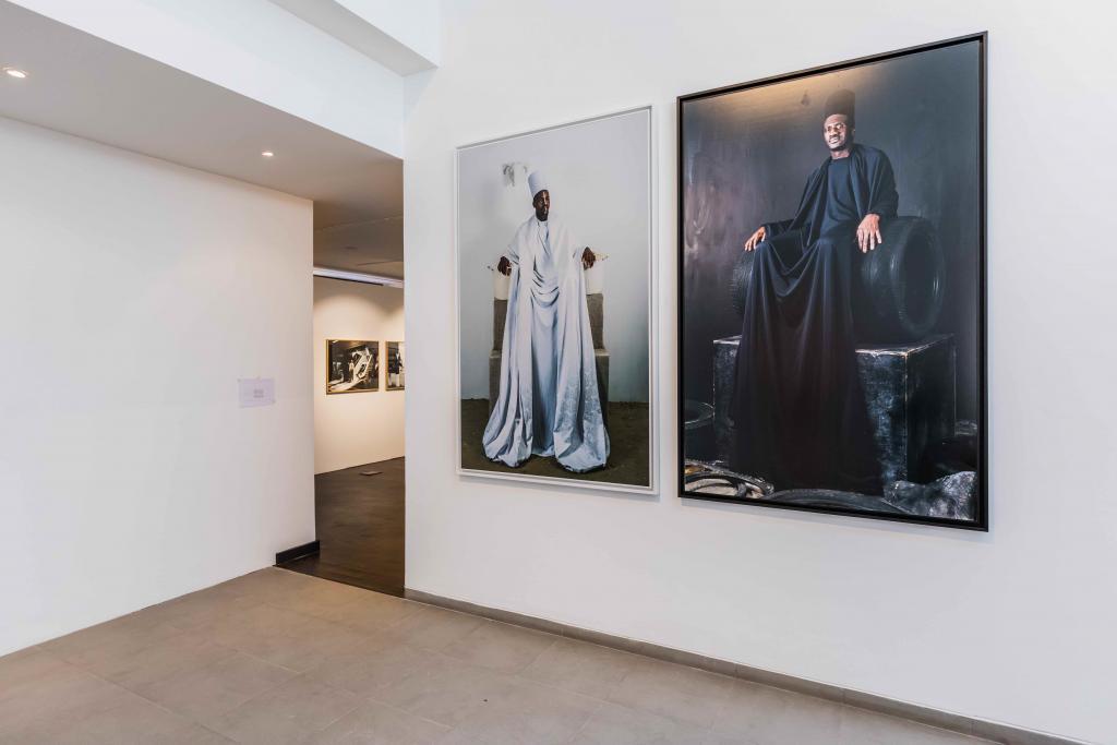 View of the artwork by the artist Maïmouna Gueressi, Throne in Black, 2016 Lambda print on dibond, 200 x 125 cm. Fondation Alliances collection. Courtesy of the artist and Mariane Ibrahim Gallery