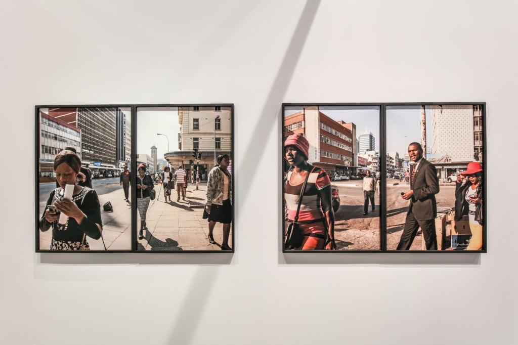 View of the exhibition "Who is gazing" : © musée du quai Branly - Jacques Chirac, photo Vincent Mercier